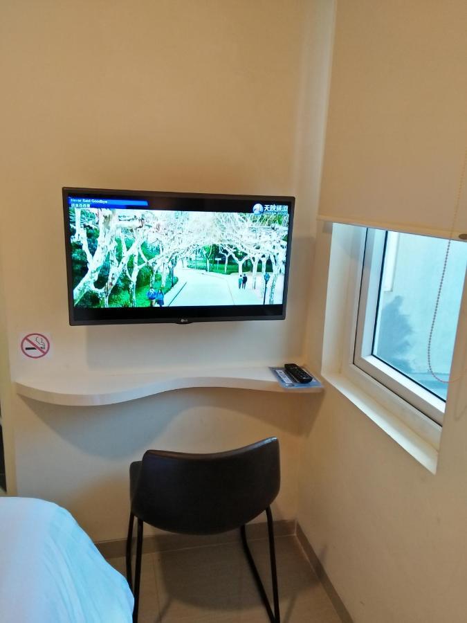Kitara Hotel Джакарта Стая снимка
